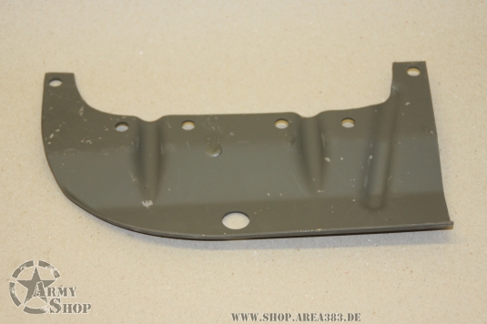 Schutzplatte Motor  Riemenscheibe