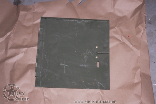 M35 2 1/2 TON SERIES TOOL BOX DOOR 7372771 NOS