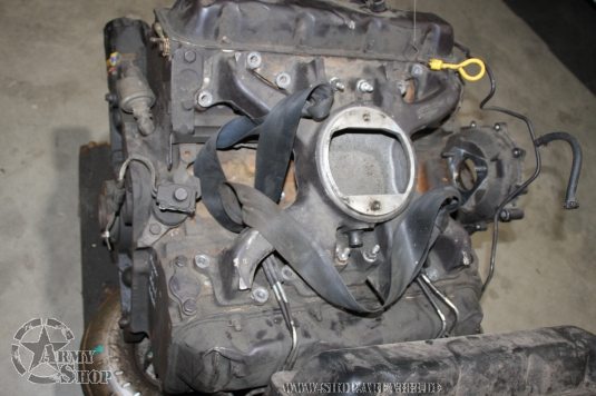 HMMWV Motor 6,5 D  Wasser im Öl  ( zur Teileverwertung)
