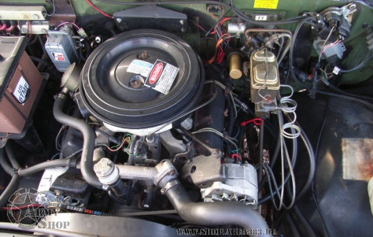 Aufkleber am Luftfilter Chevy M1008 M1009