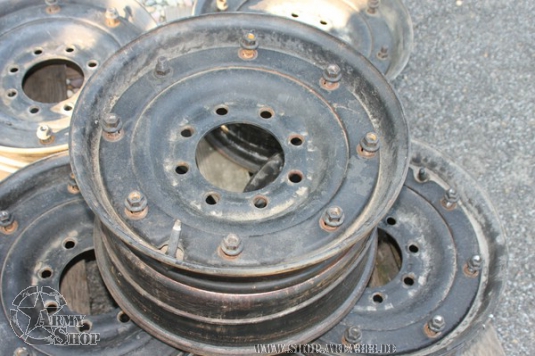 16.5-8.25 8 Bolt Military Hummer H1 Felge