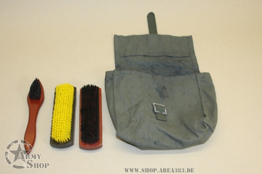 Schuhputzset Bundeswehr mit  3-er Bürstensatz